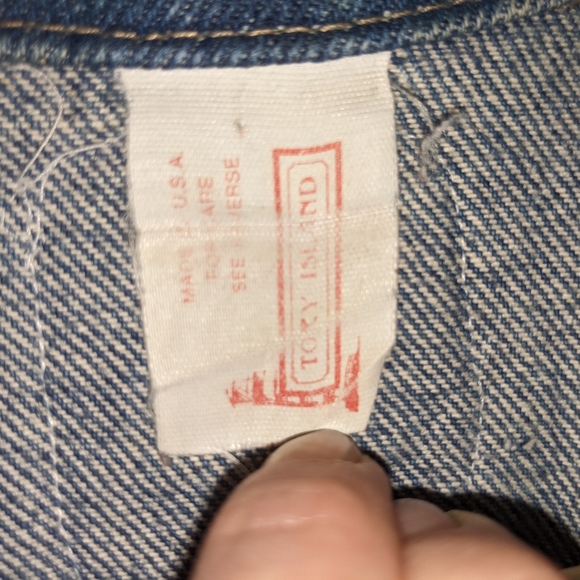 Vintage Denim Jacket with Vintage Patches 80's Cool Kid - Picture 9 of 11